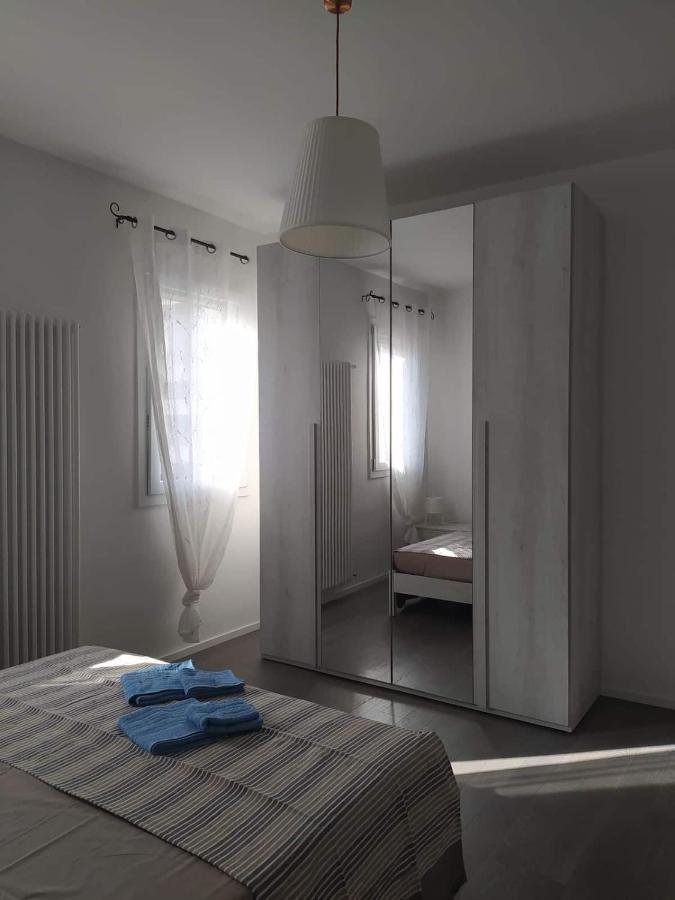 Апартаменти Momy House Сан-Дона-ді-П'яве Екстер'єр фото